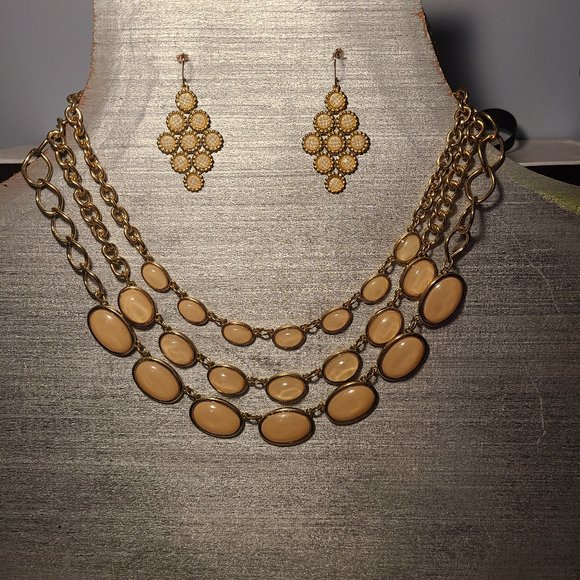 Fashion Three Strand Gold-tone Necklace - Picture 4 of 8